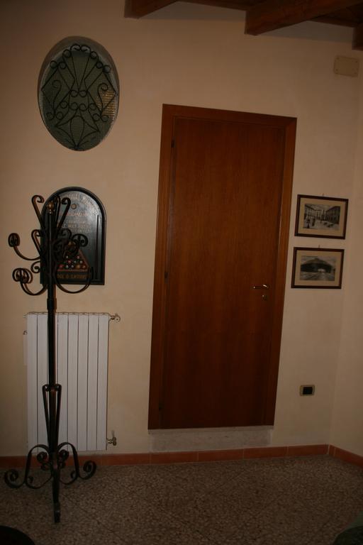 Jll Room Foggia Bagian luar foto